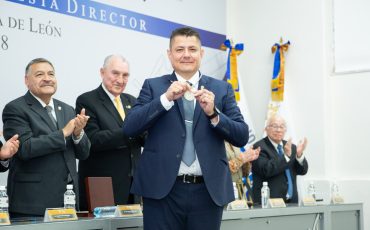 toma-de-protesta-de-la-directora-preparatoria-12-cadereyta-uanl